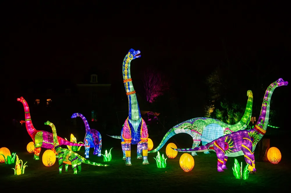 Op stap met de grootouders_China Light Zoo